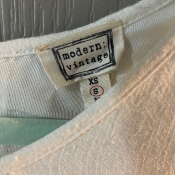 Modern Vintage Womens Small Embroidered Dress - Picture 4 of 5